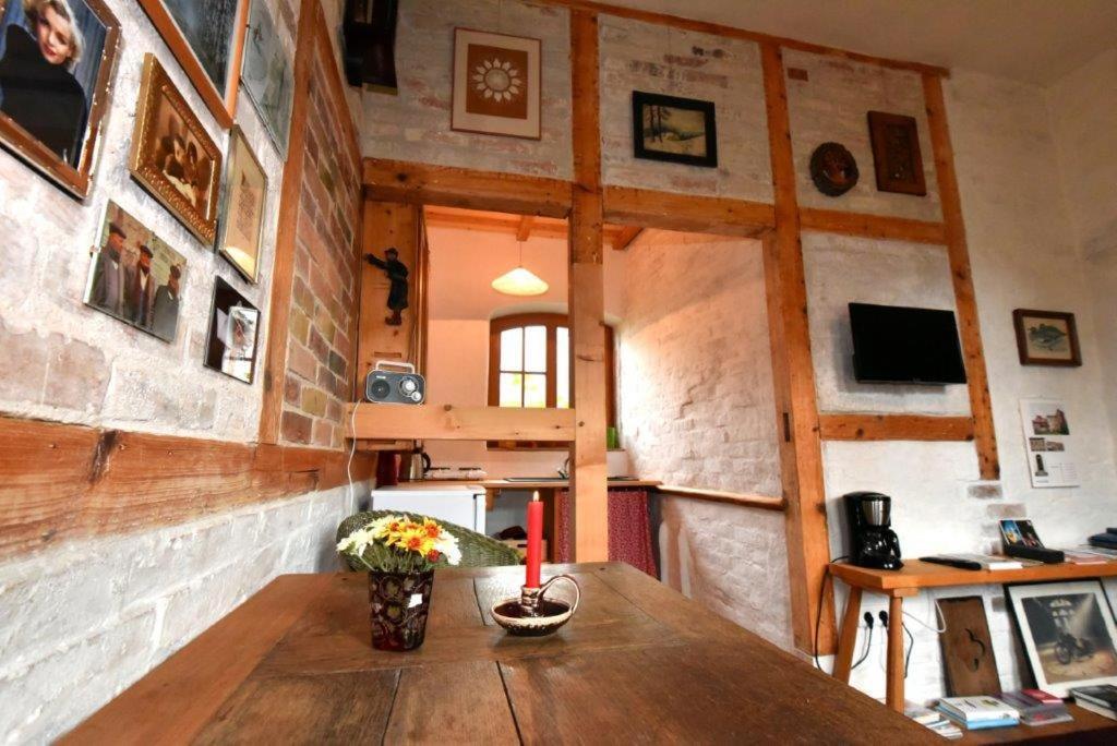 Ferienhaus "Alter Gueterschuppen" Наумбург Екстериор снимка