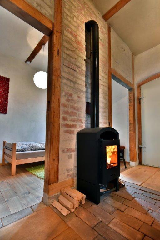 Ferienhaus "Alter Gueterschuppen" Наумбург Екстериор снимка